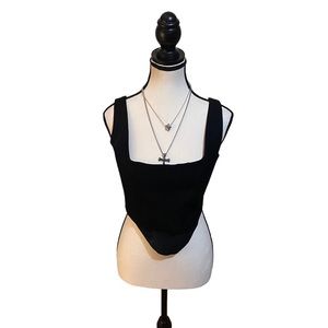 Vintage Black Paneled Corset Top ⋆｡‧₊°♱༺𓆩❦︎𓆪༻♱༉‧₊˚.